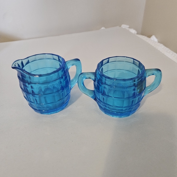 Blue Glass Creamer and Sugar Set - Picture 2 of 14